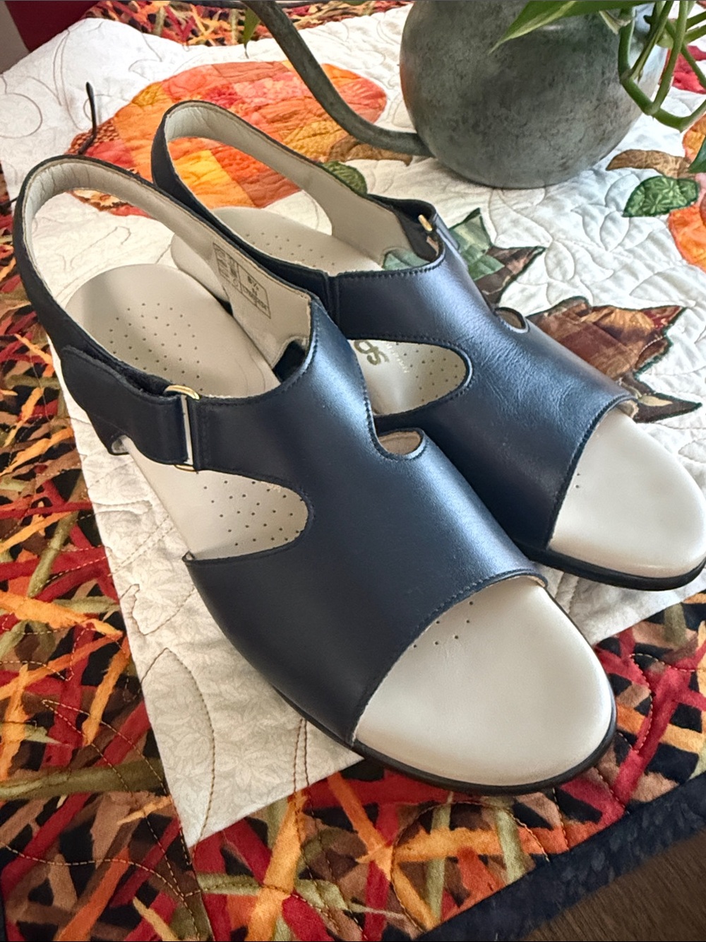 SAS Navy Open-Toe Slingback Sandals Just Like New!
